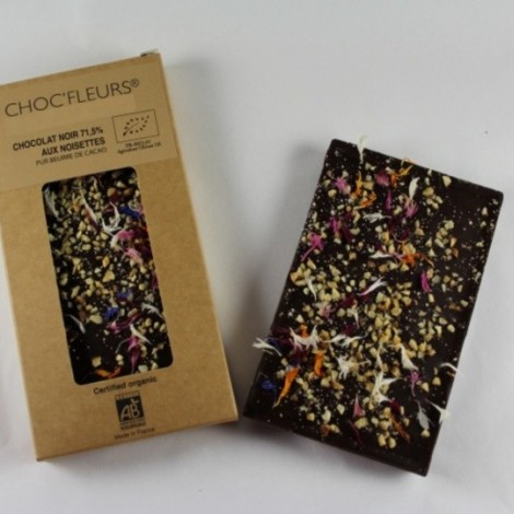 Tablette de chocolat noir 71.5% aux noisettes